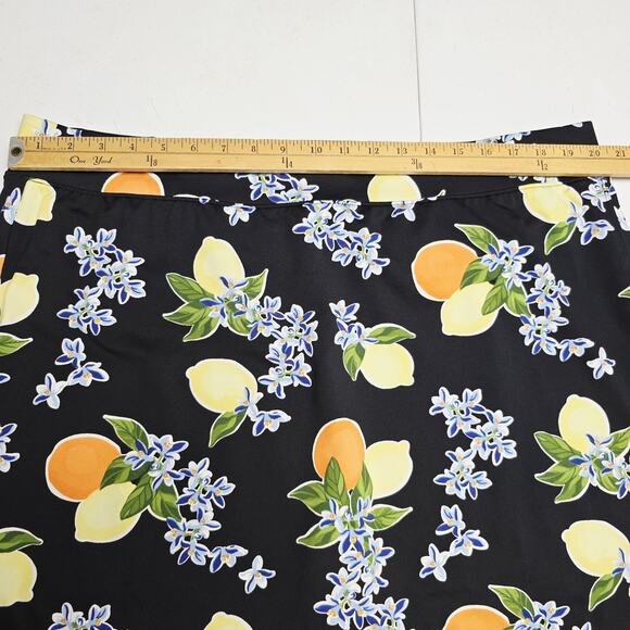 Crown & Ivy Skort XXL Womens Citrus Lemons Black Skirt Stretch Inner Shorts - Picture 8 of 9